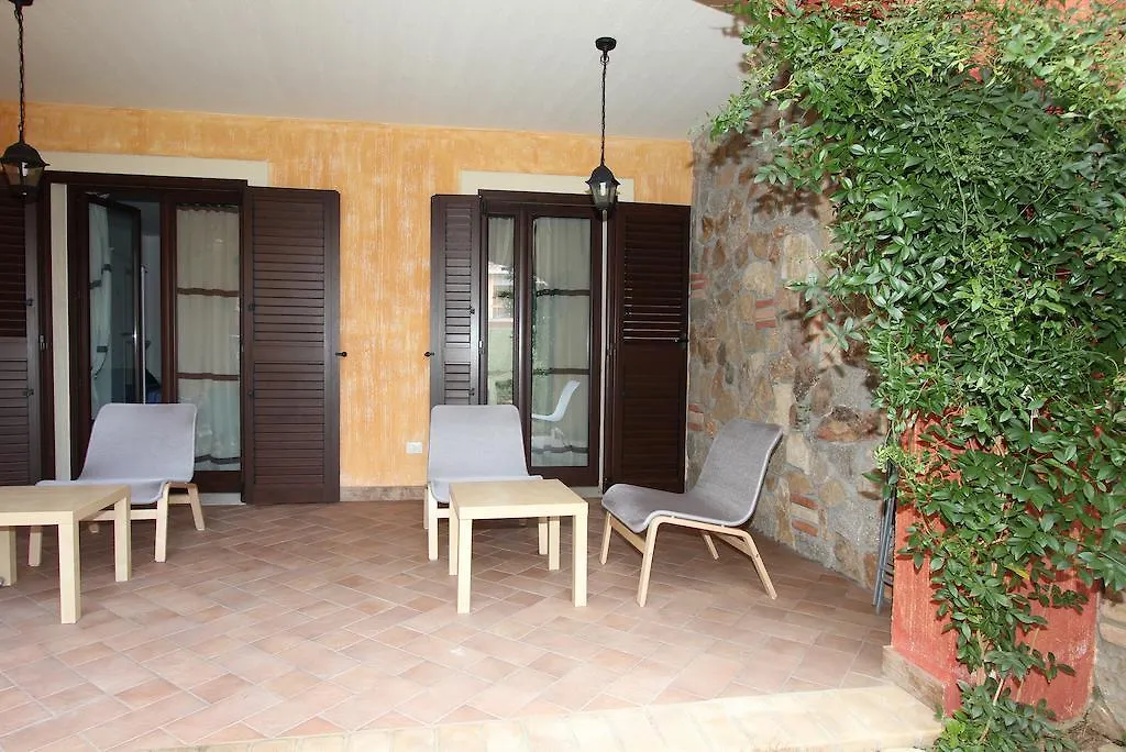 B&B Acquamarina Villasimius-1